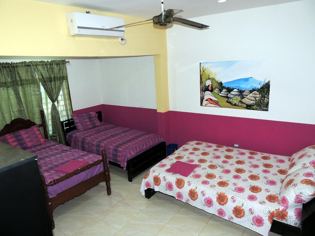 Hotel Turispanish Санта-Марта Экстерьер фото